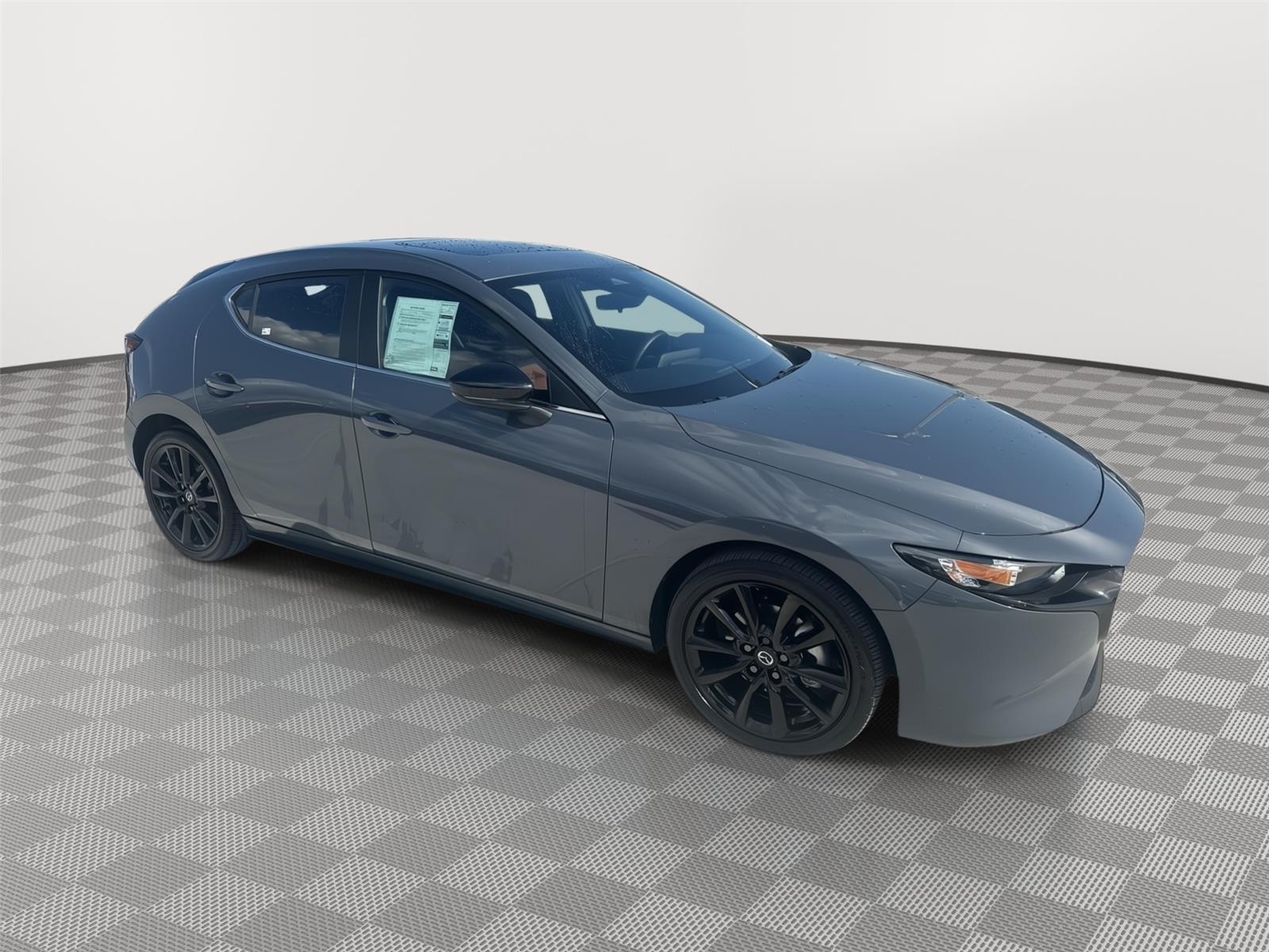 2025 Mazda Mazda3 Hatchback 2.5 s Carbon photo 3