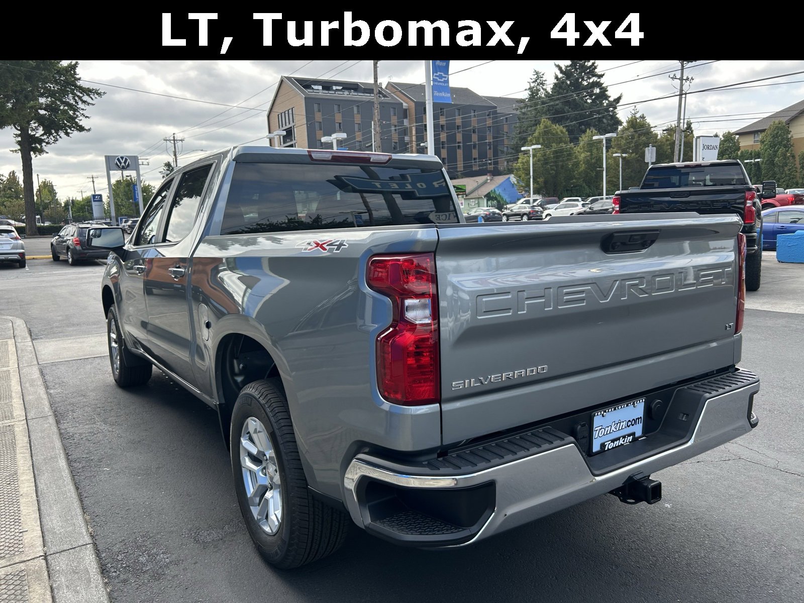 2025 Chevrolet Silverado 1500 LT photo 8
