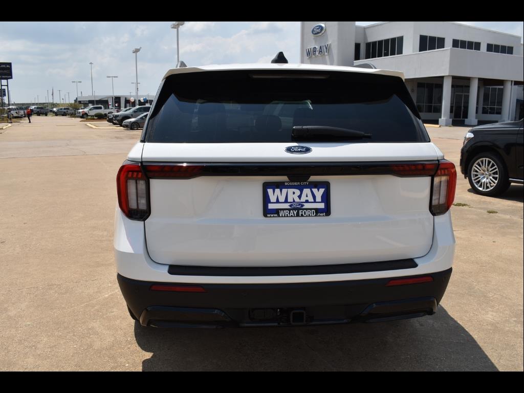 2025 Ford Explorer ST-Line photo 3