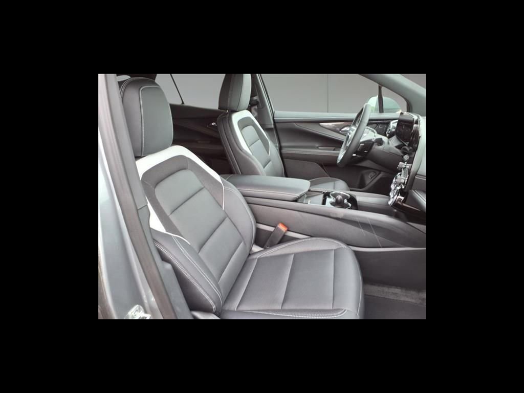 2025 Chevrolet Blazer EV photo 41