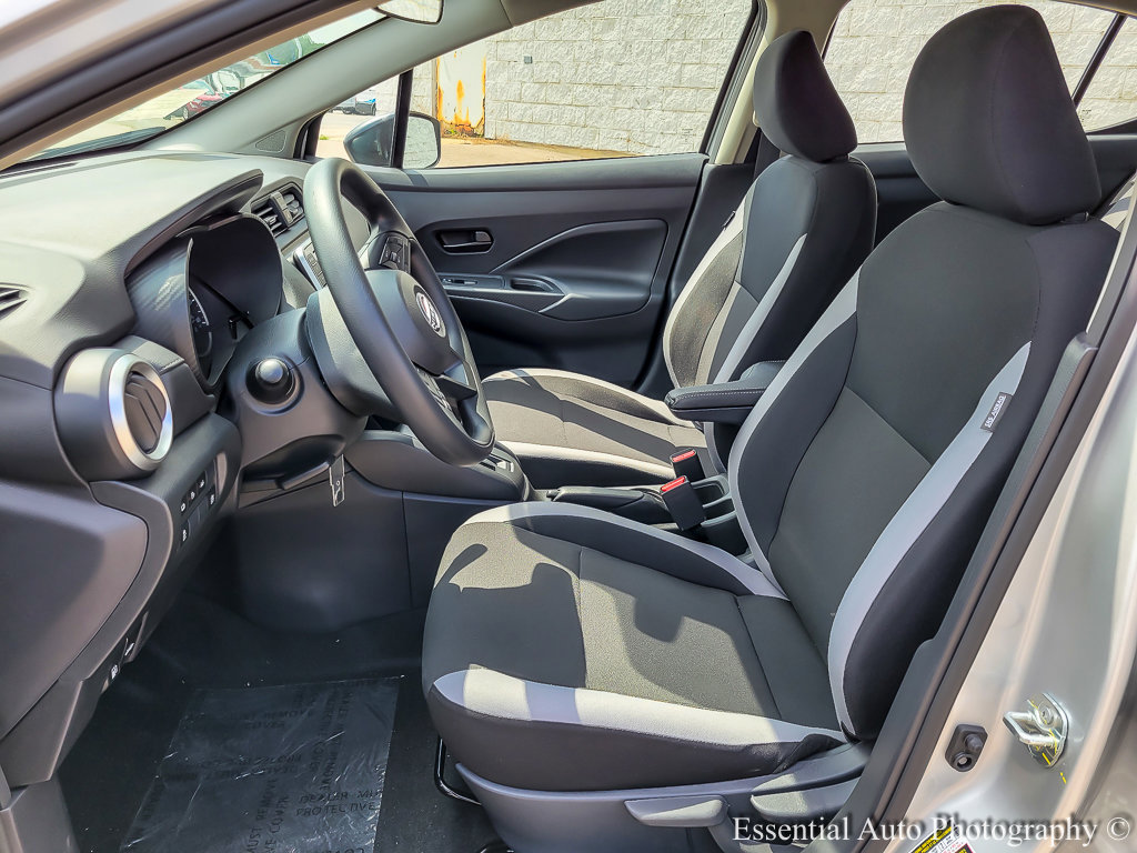 2025 Nissan Versa S photo 8