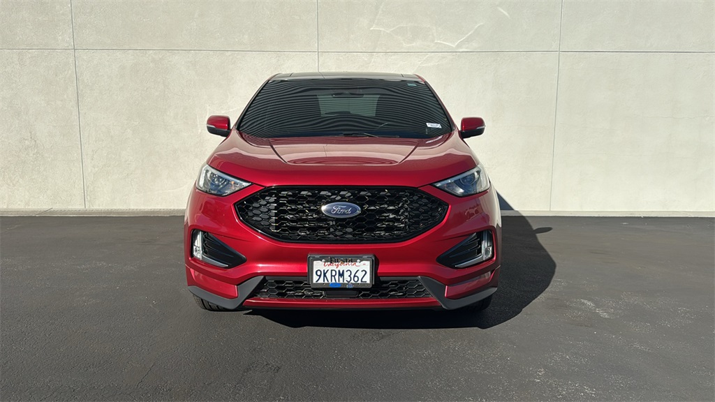 2020 Ford Edge ST photo 2