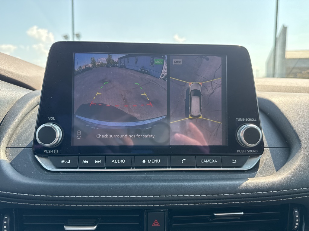 2021 Nissan Rogue SL photo 23
