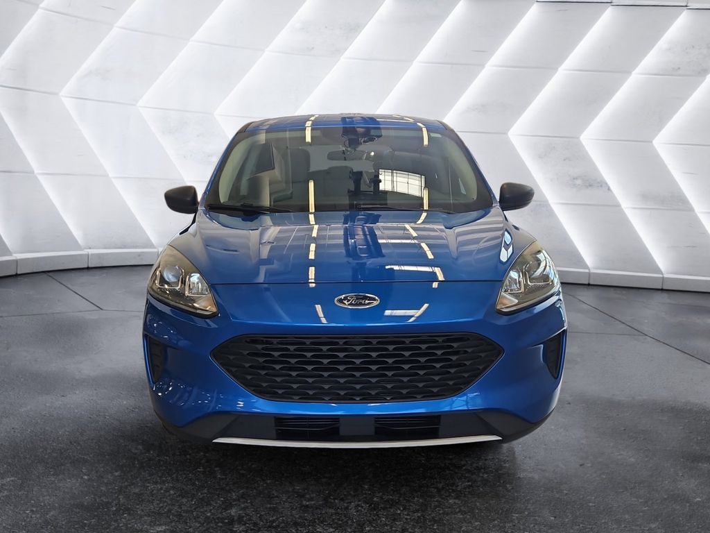 2020 Ford Escape S photo 2