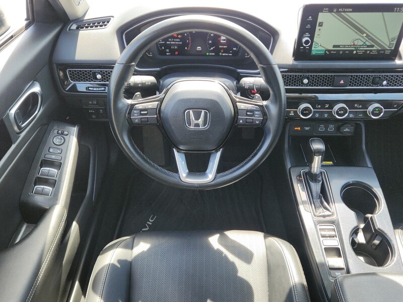 2022 Honda Civic Touring photo 15