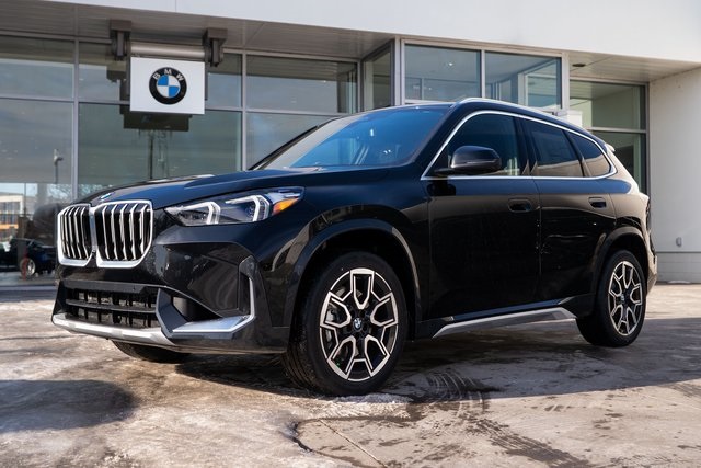 2026 BMW X1 28i's photo