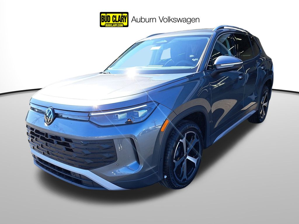 2025 Volkswagen Tiguan SE's photo