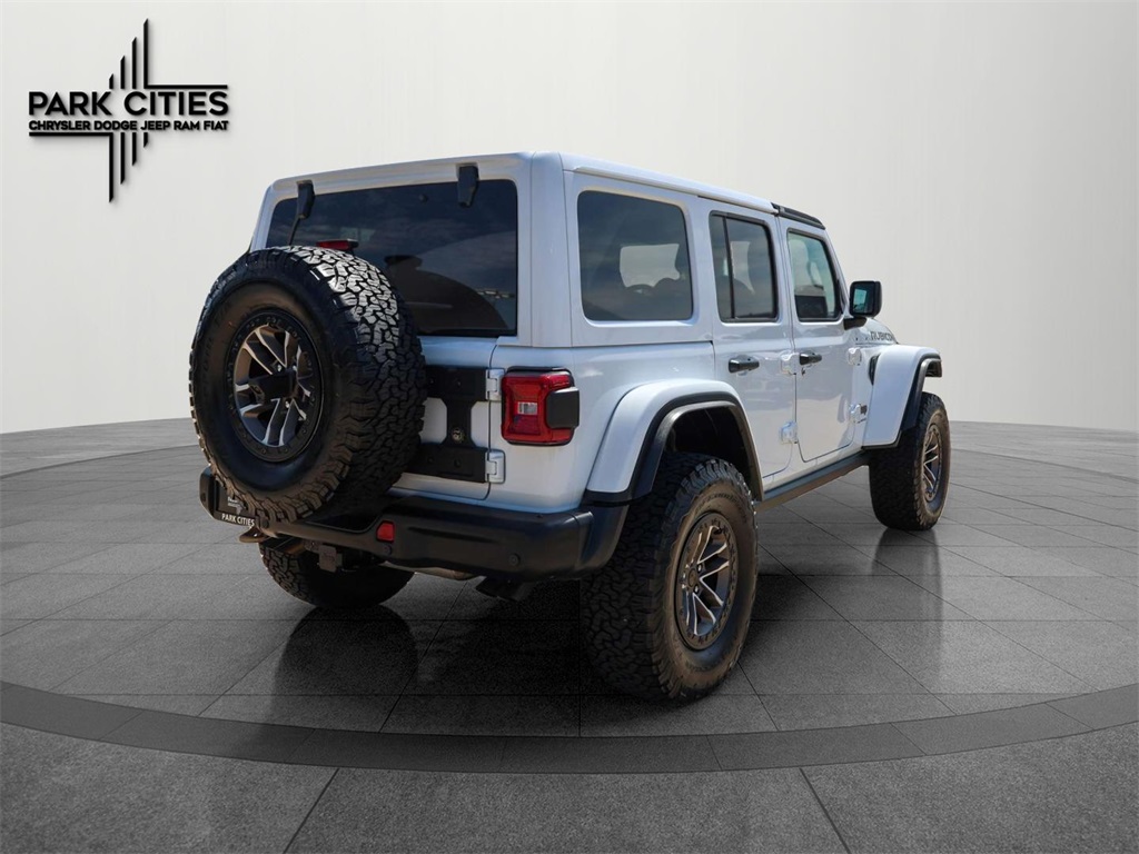 2024 Jeep Wrangler Rubicon 392 photo 2
