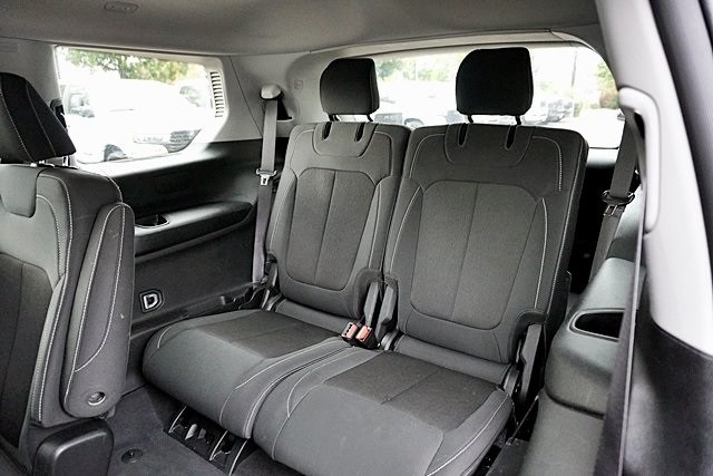 2023 Jeep Grand Cherokee Laredo photo 17