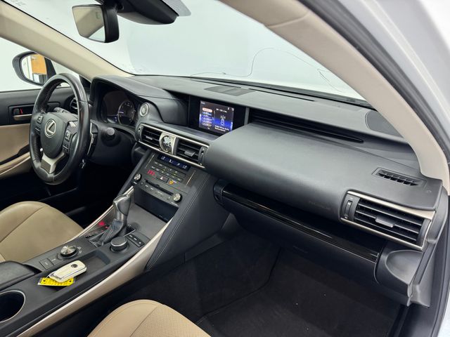 2019 Lexus IS 300 photo 34