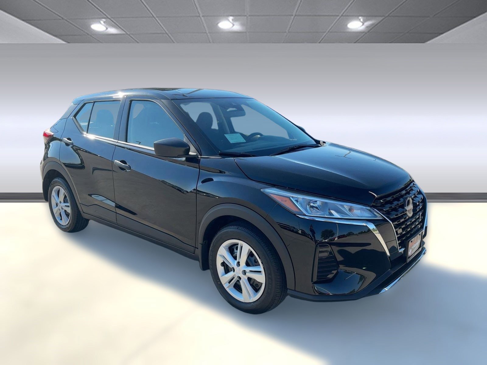 2025 Nissan Kicks Play S photo 7