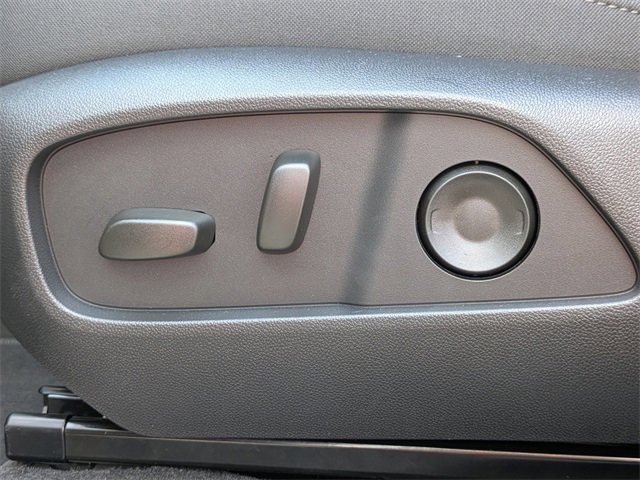 2026 Chevrolet Equinox LT photo 21