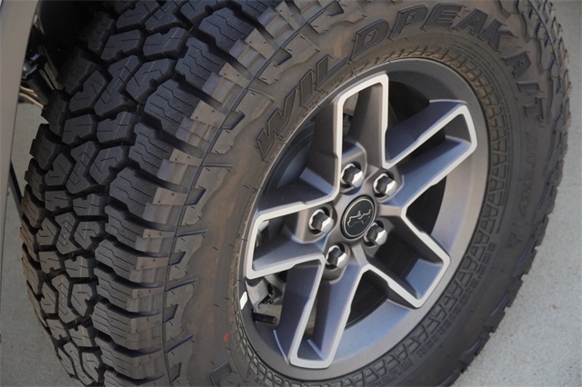 2025 Jeep Gladiator Mojave photo 9