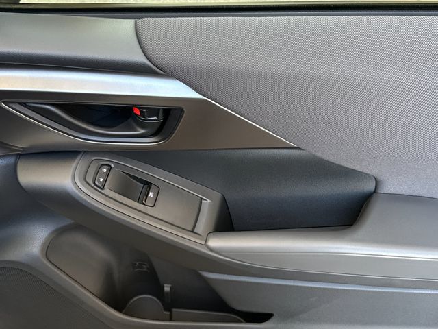 2025 Subaru Impreza Base photo 19