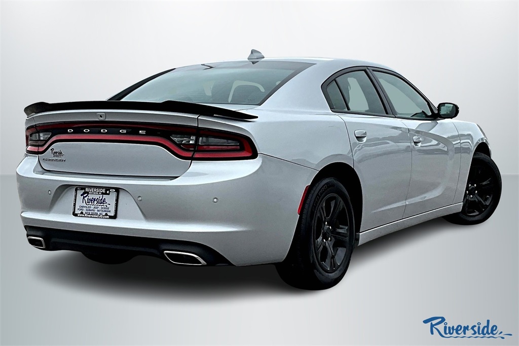 2023 Dodge Charger SXT photo 3