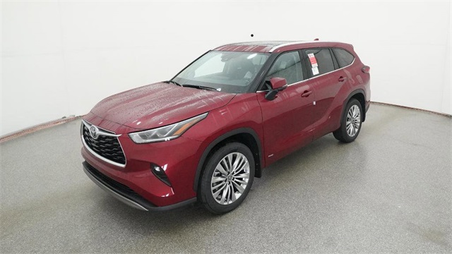 2026 Toyota Highlander Platinum's photo