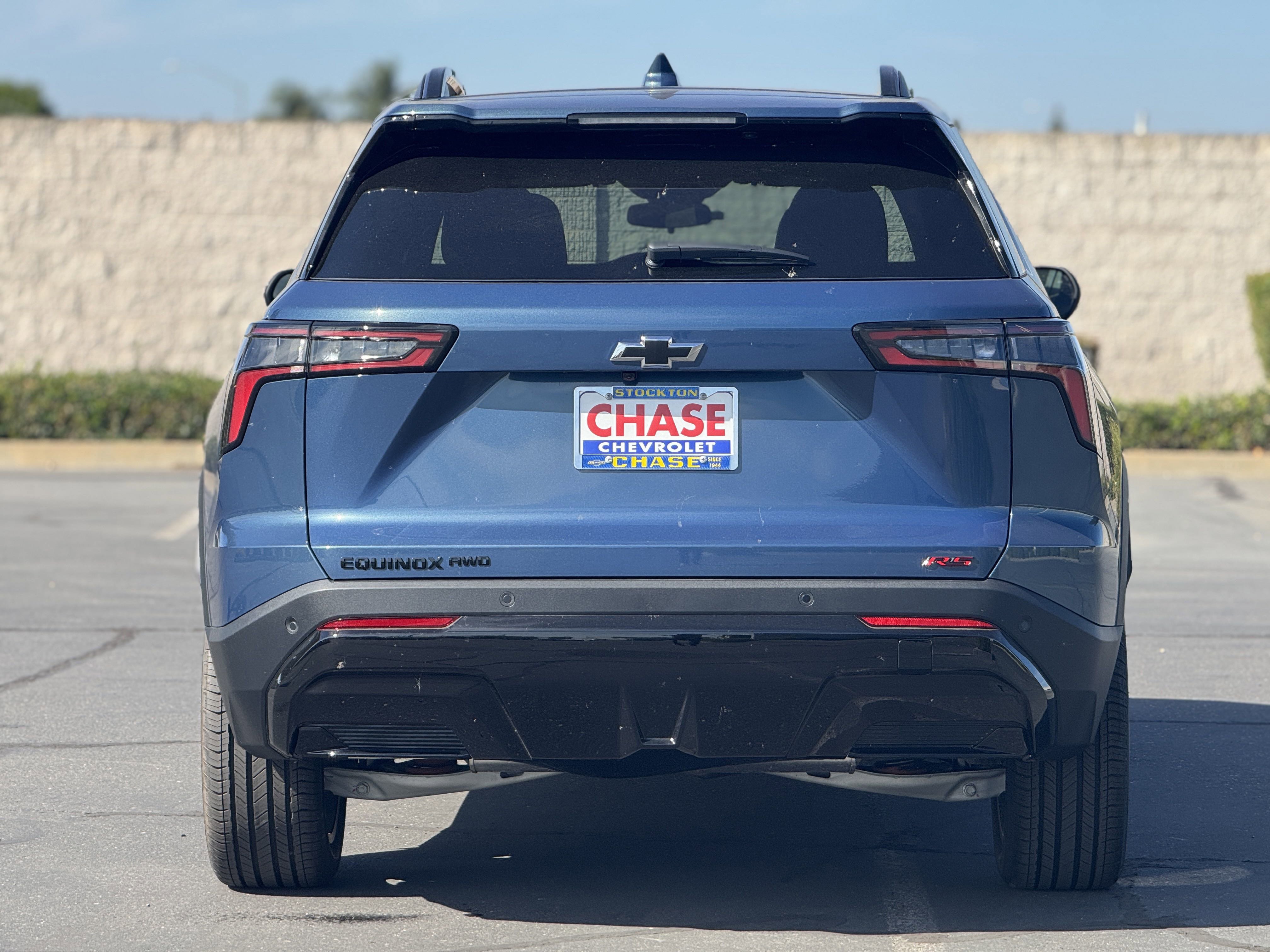 2026 Chevrolet Equinox RS photo 3