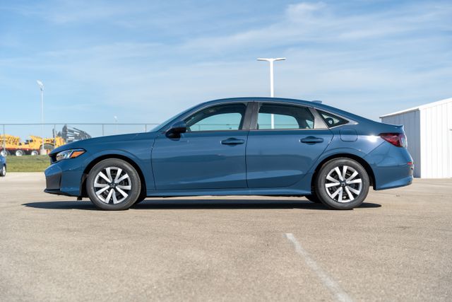 2026 Honda Civic LX photo 4