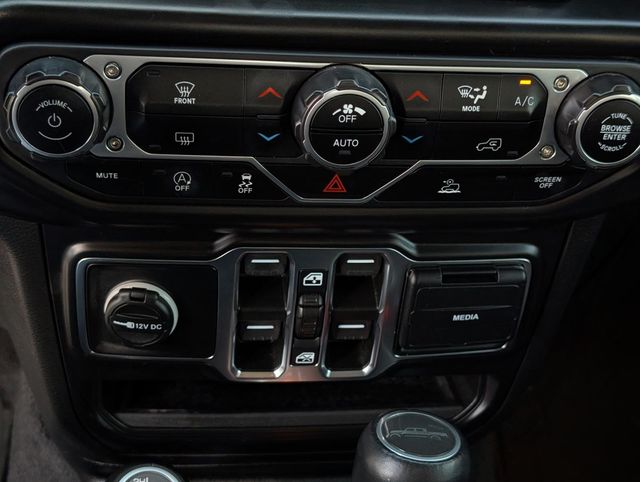 2021 Jeep Gladiator Overland photo 18
