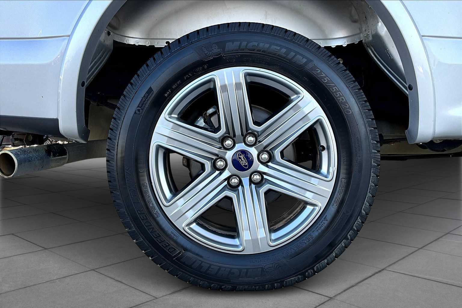 2019 Ford F-150 XLT photo 10