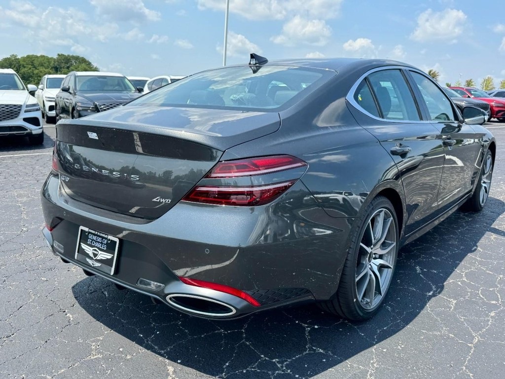 2026 Genesis G70 2.5T Prestige AWD photo 3