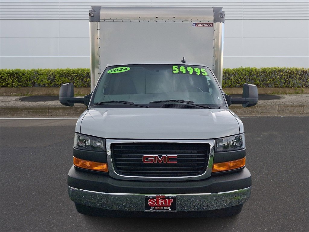 2024 Gmc Savana Cutaway 3500 photo 2