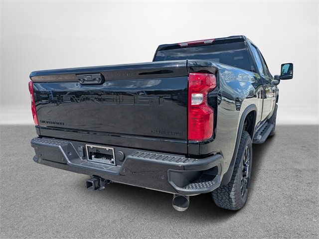2025 Chevrolet Silverado 2500HD Custom photo 4
