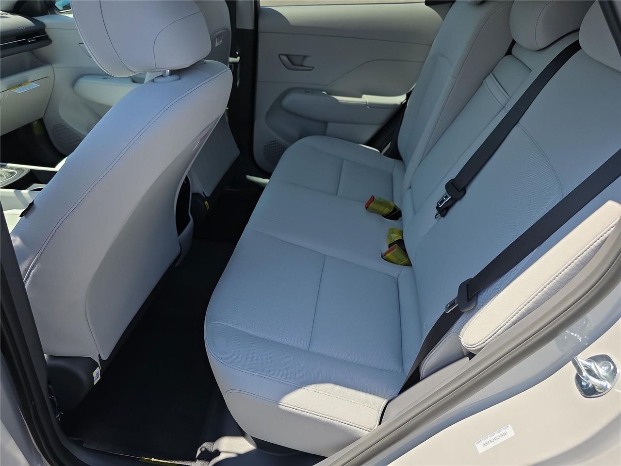 2026 Hyundai Kona SEL photo 3