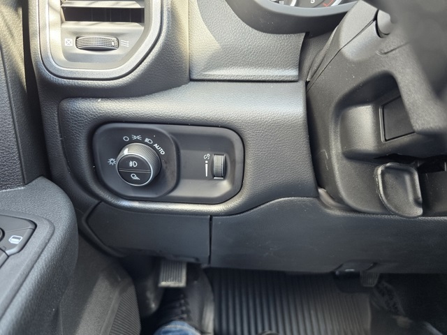 2026 Ram 2500 Tradesman photo 11