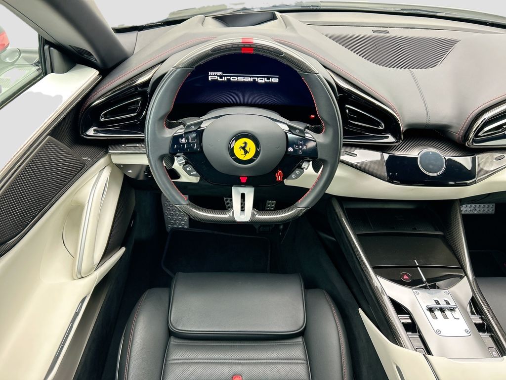 2024 Ferrari Purosangue photo 6