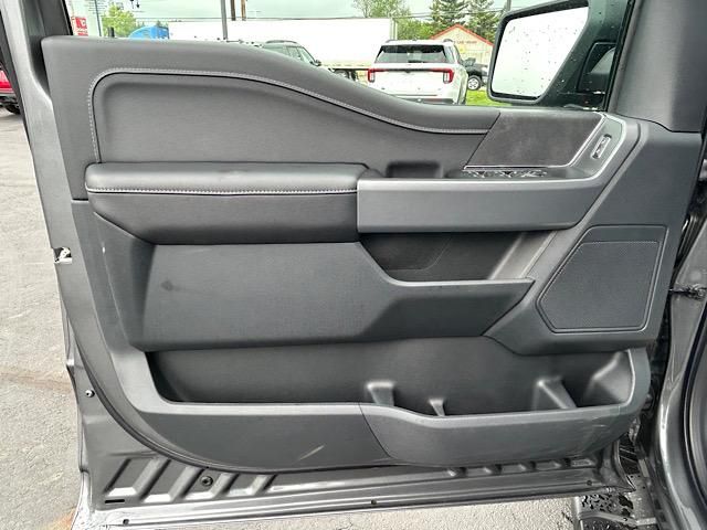 2025 Ford F-150 XLT photo 21