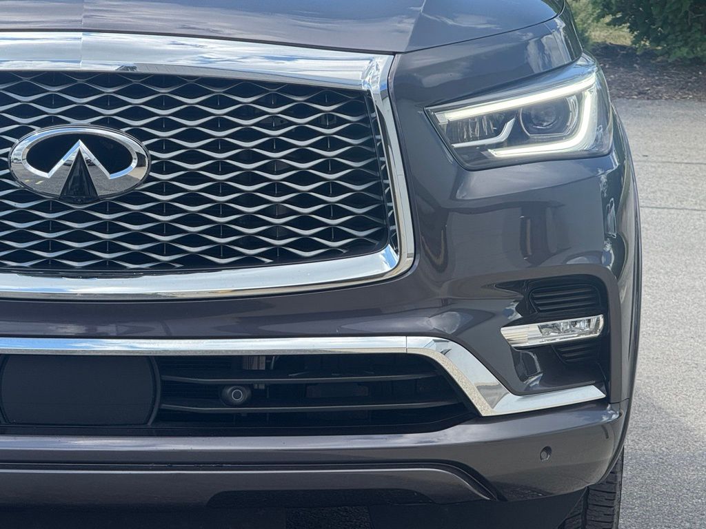 2022 Infiniti QX80 Sensory photo 5