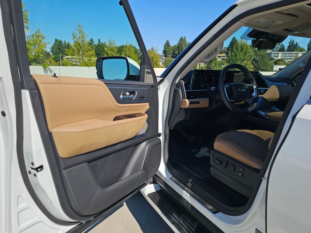 2025 Infiniti QX80 Sensory photo 19