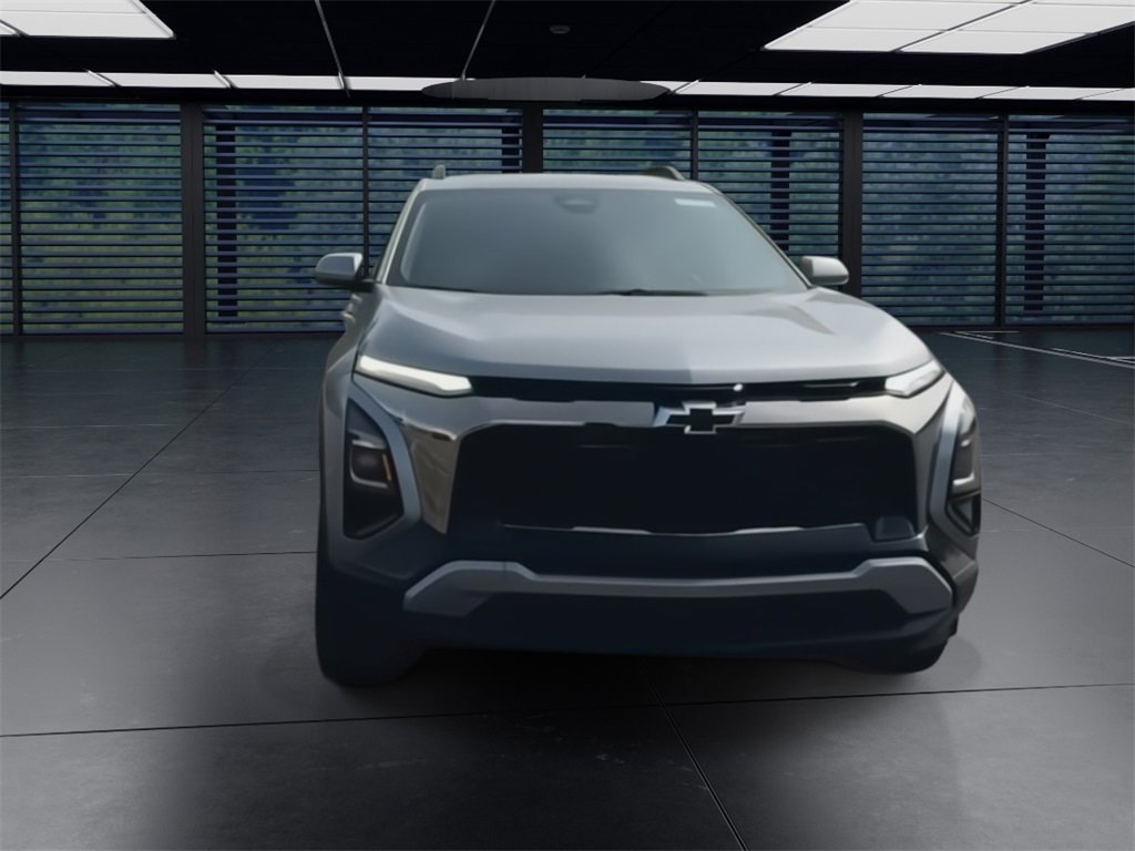 2026 Chevrolet Equinox ACTIV photo 2
