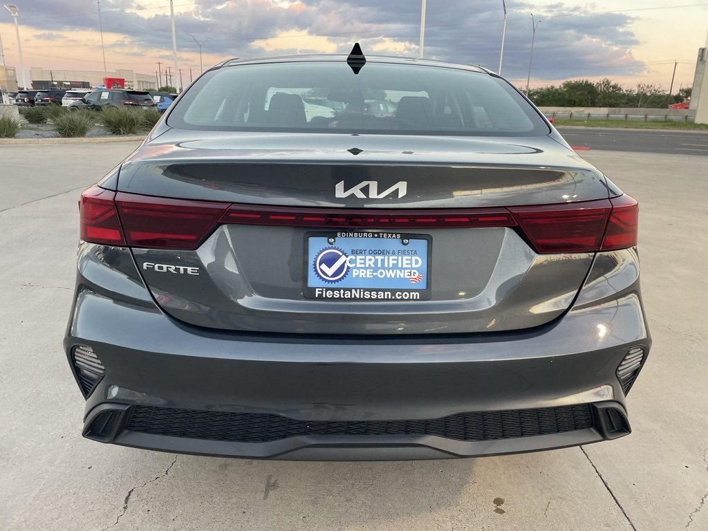 2024 Kia Forte LXS photo 4
