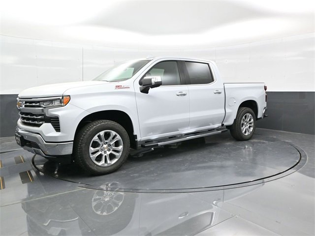 2026 Chevrolet Silverado 1500 LTZ photo 2