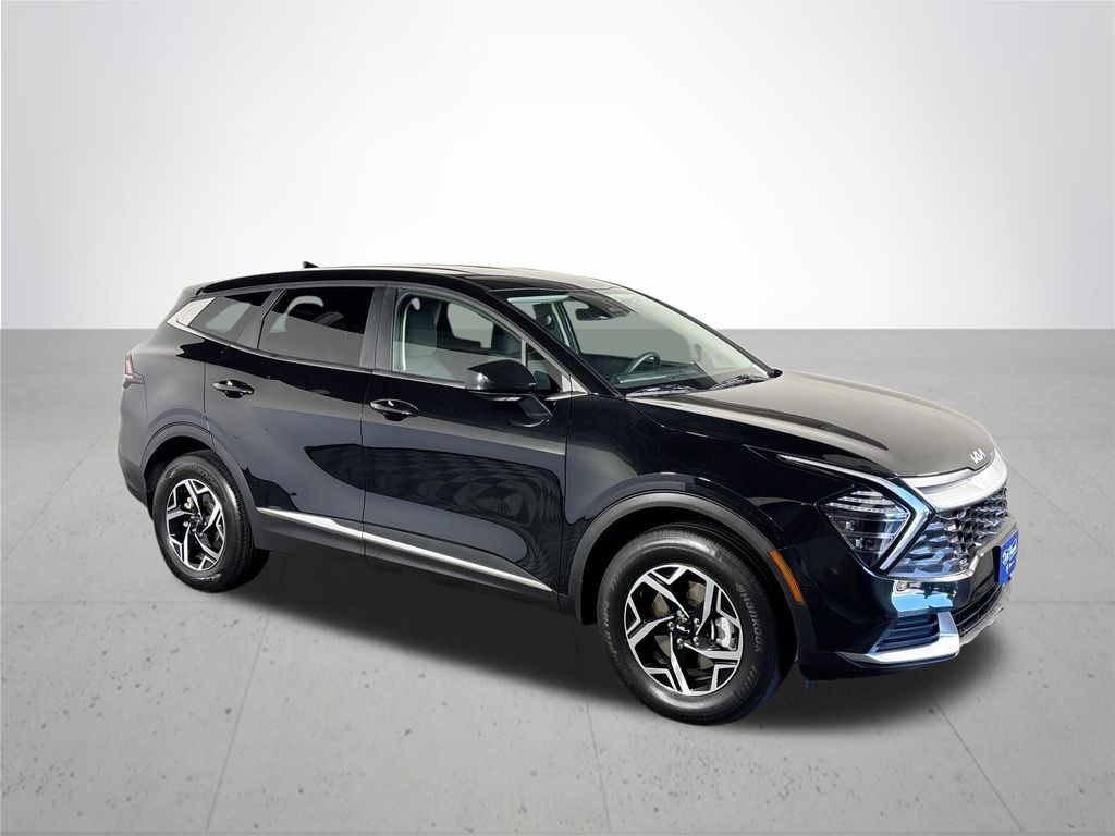 2024 Kia Sportage LX photo 4