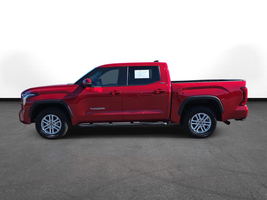 2022 Toyota Tundra SR5 photo 8