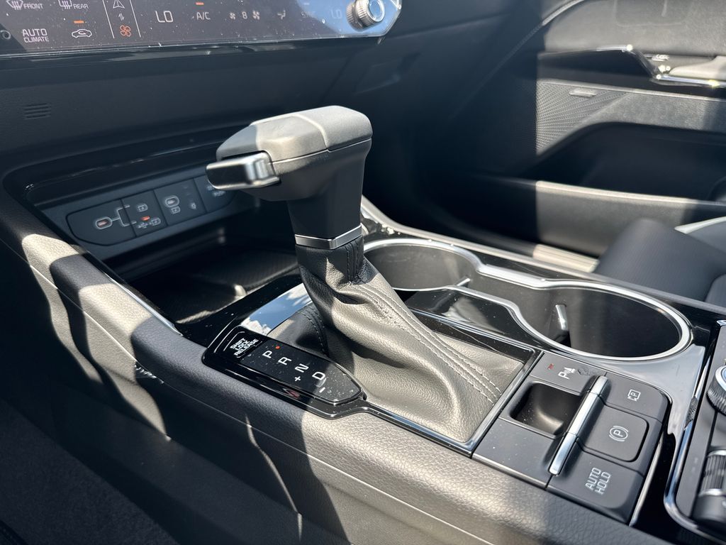 2026 Kia K5 GT-Line photo 28