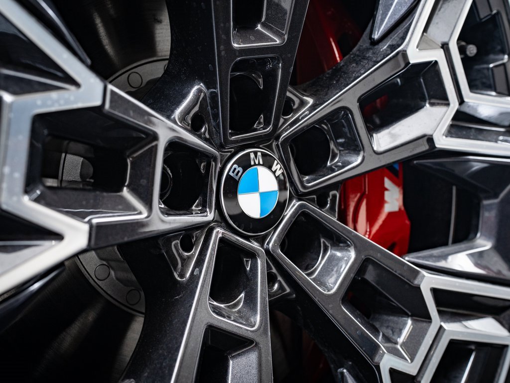 2026 Bmw 550e 550e xDrive photo 7