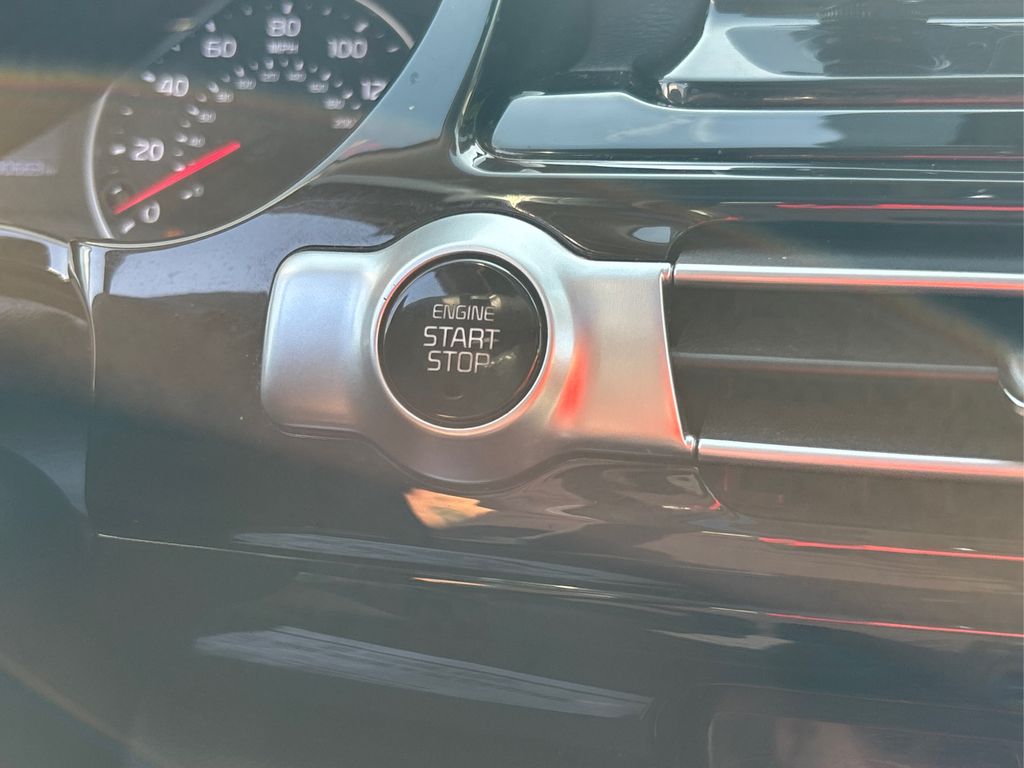 2021 Kia Seltos EX photo 30