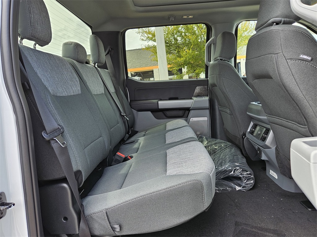 2026 Ford F-250 XLT photo 29