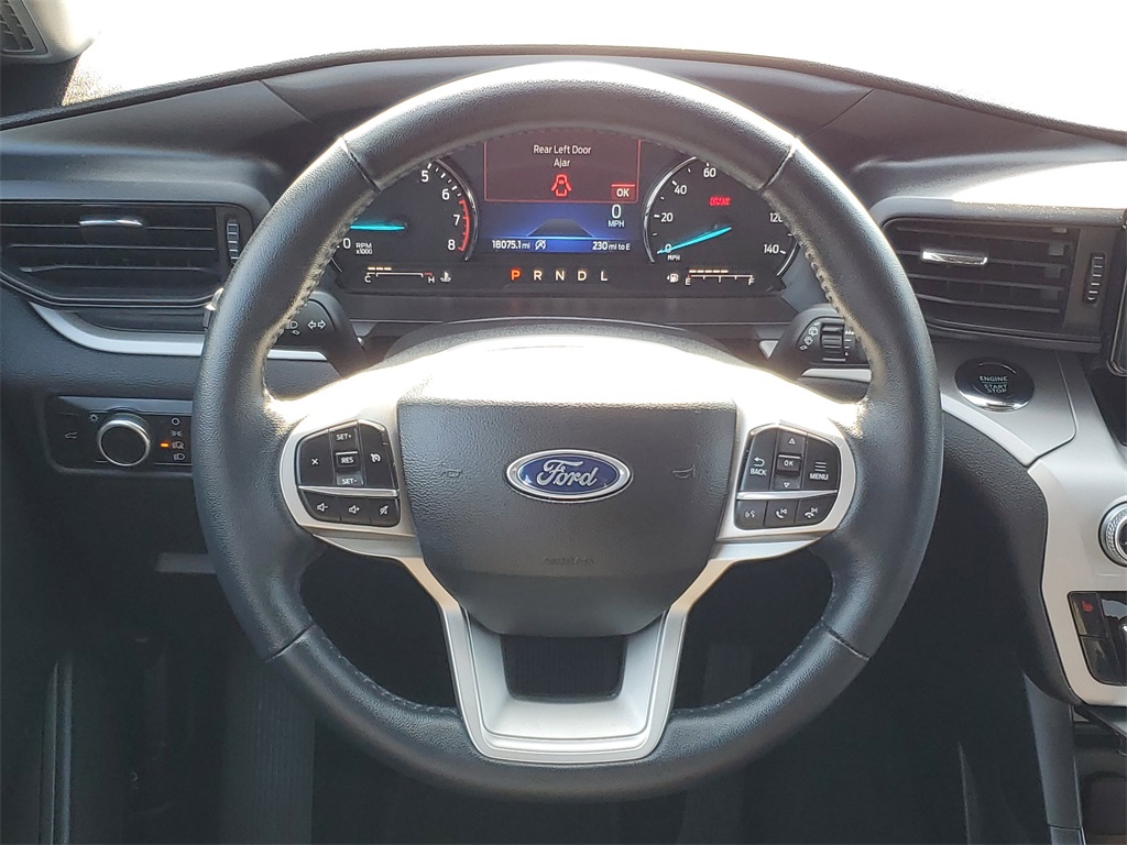 2023 Ford Explorer XLT photo 21
