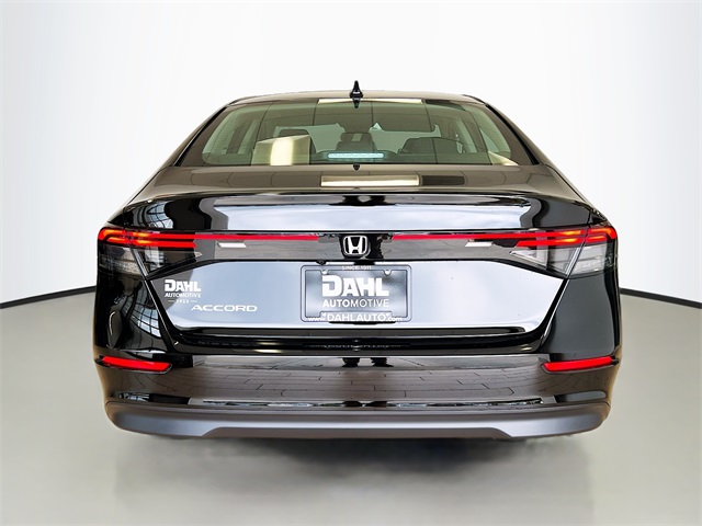 2025 Honda Accord LX photo 4