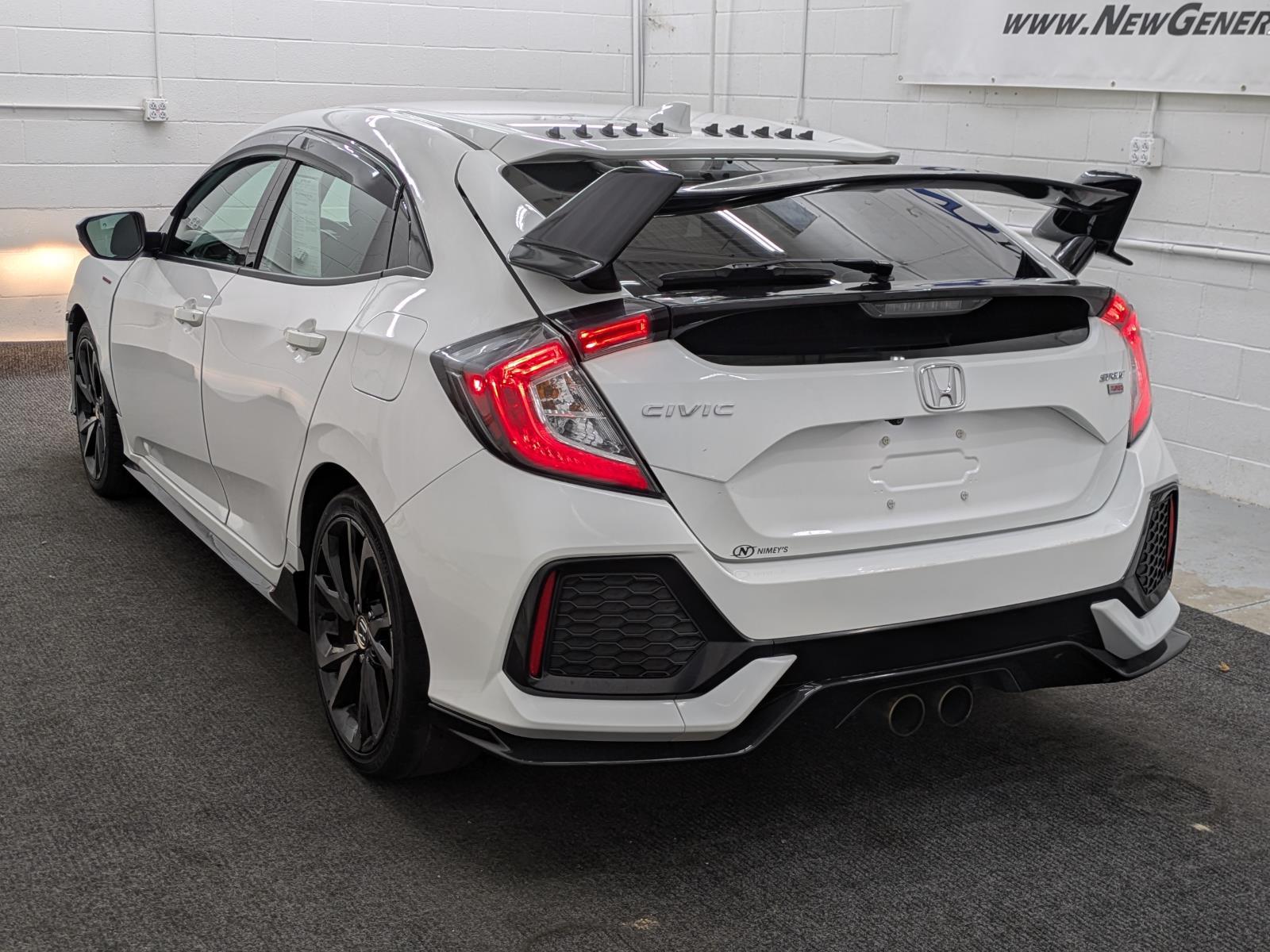 2018 Honda Civic Hatchback Sport photo 10