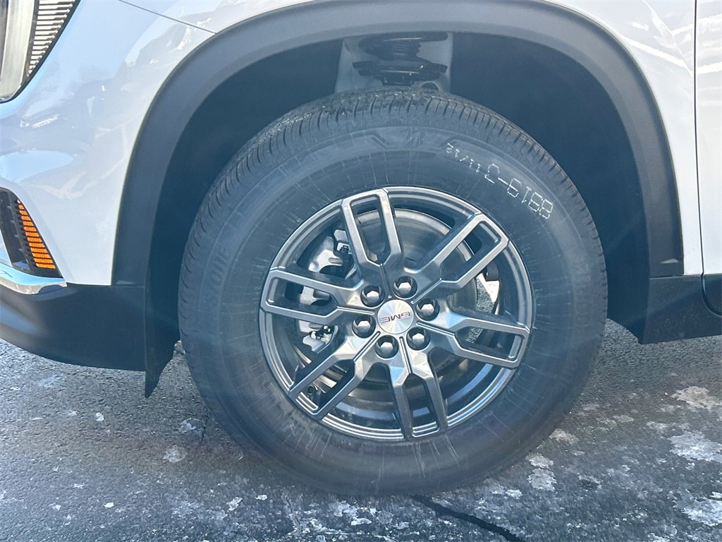 2026 GMC ACADIA - Image 10