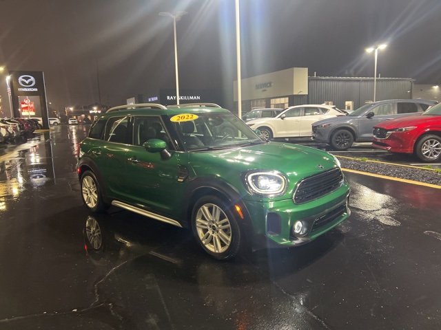 2022 MINI Countryman Base