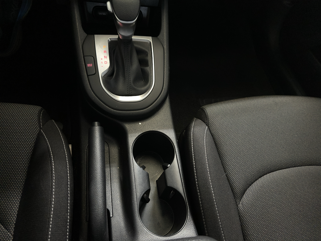 2024 Kia Forte LXS photo 14