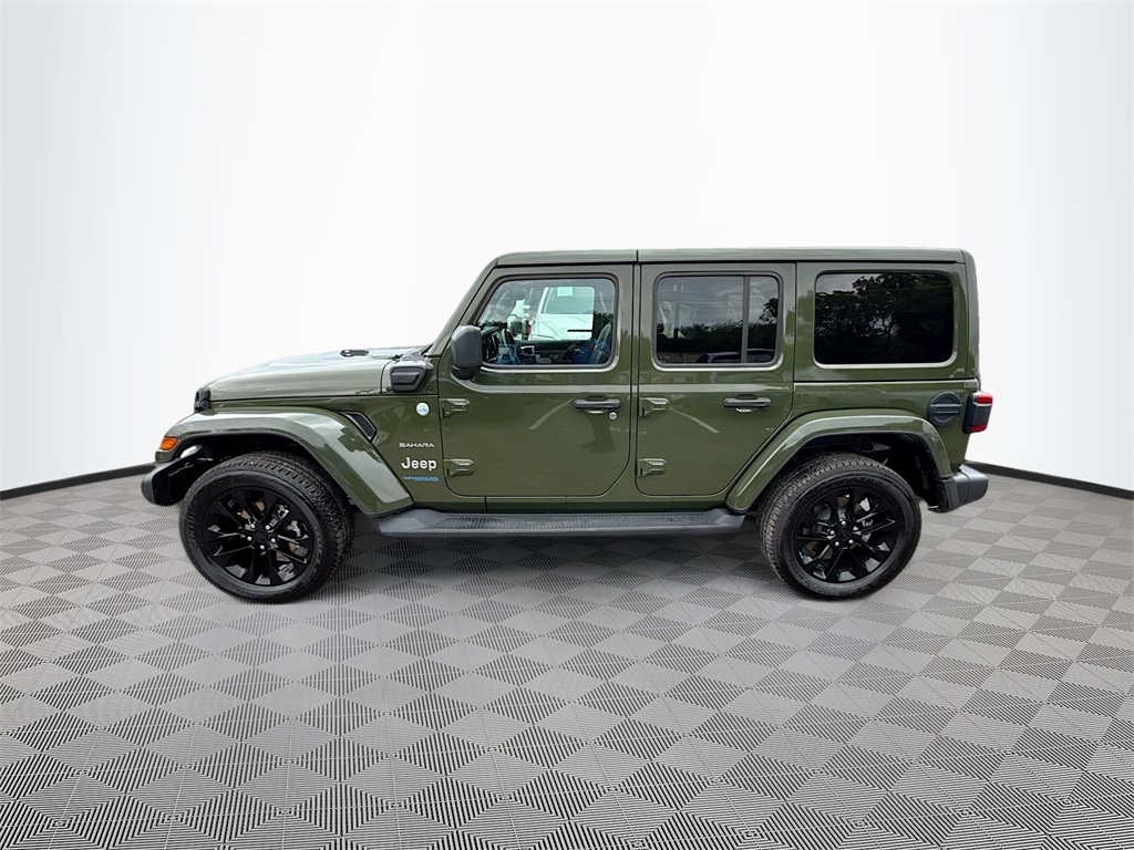 2022 Jeep Wrangler Unlimited Sahara 4xe photo 4
