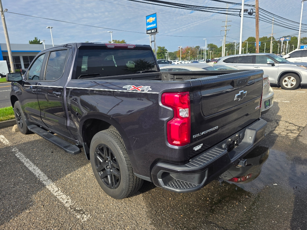 2022 Chevrolet Silverado 1500 RST photo 4